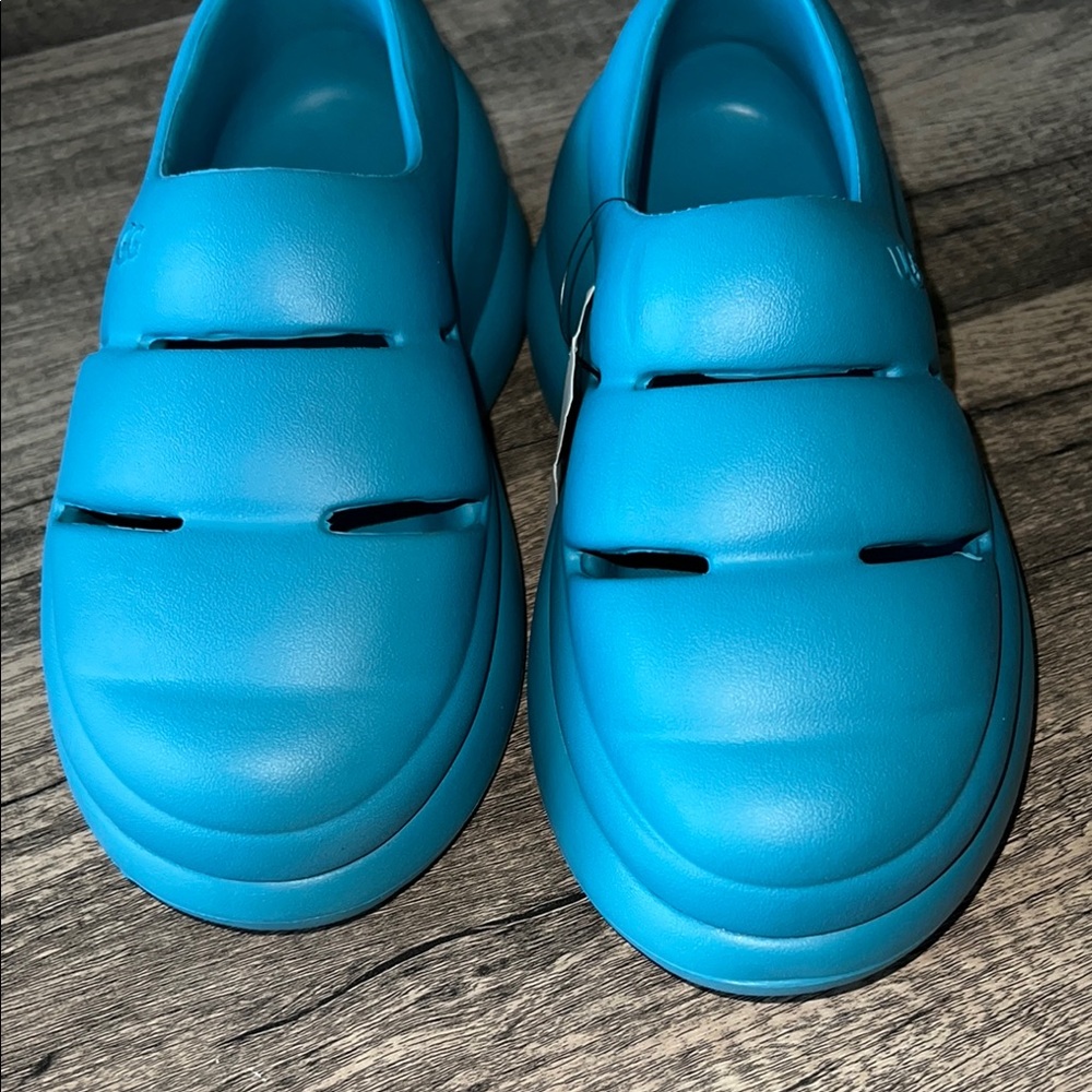 UGG sport yeah clog. Size 8   Blue. NWT - Picture 2 of 9